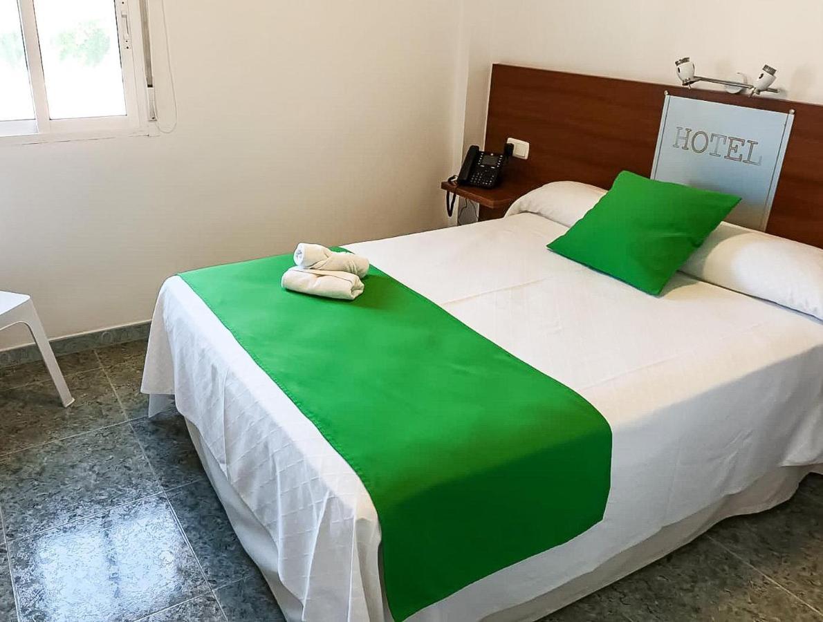 Hotel Hacienda Guadalquivir Cordova Esterno foto