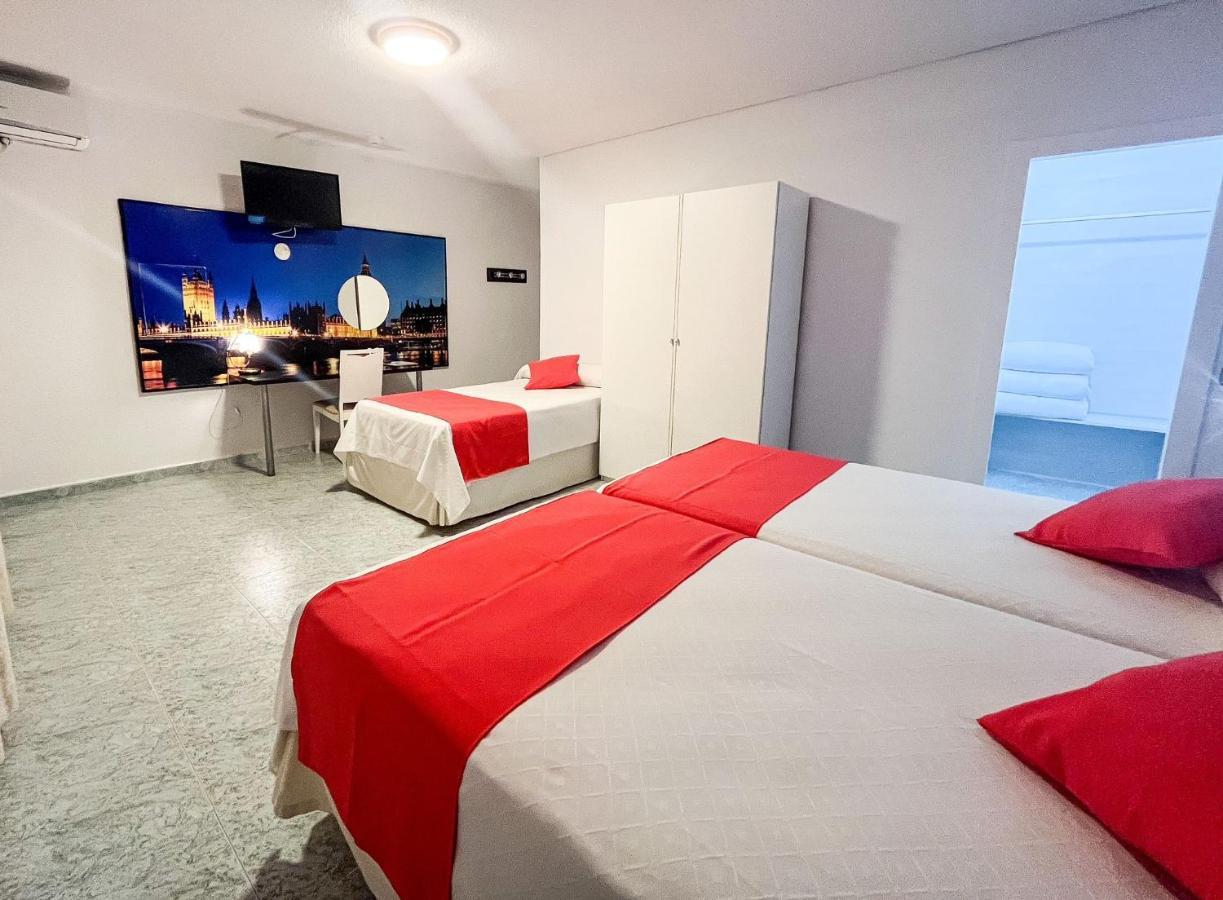 Hotel Hacienda Guadalquivir Cordova Esterno foto