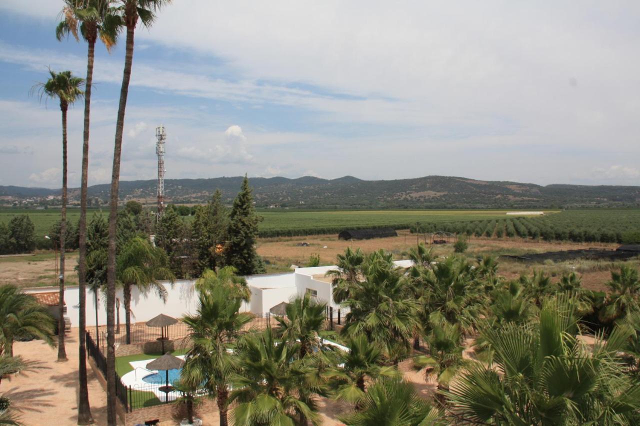 Hotel Hacienda Guadalquivir Cordova Esterno foto