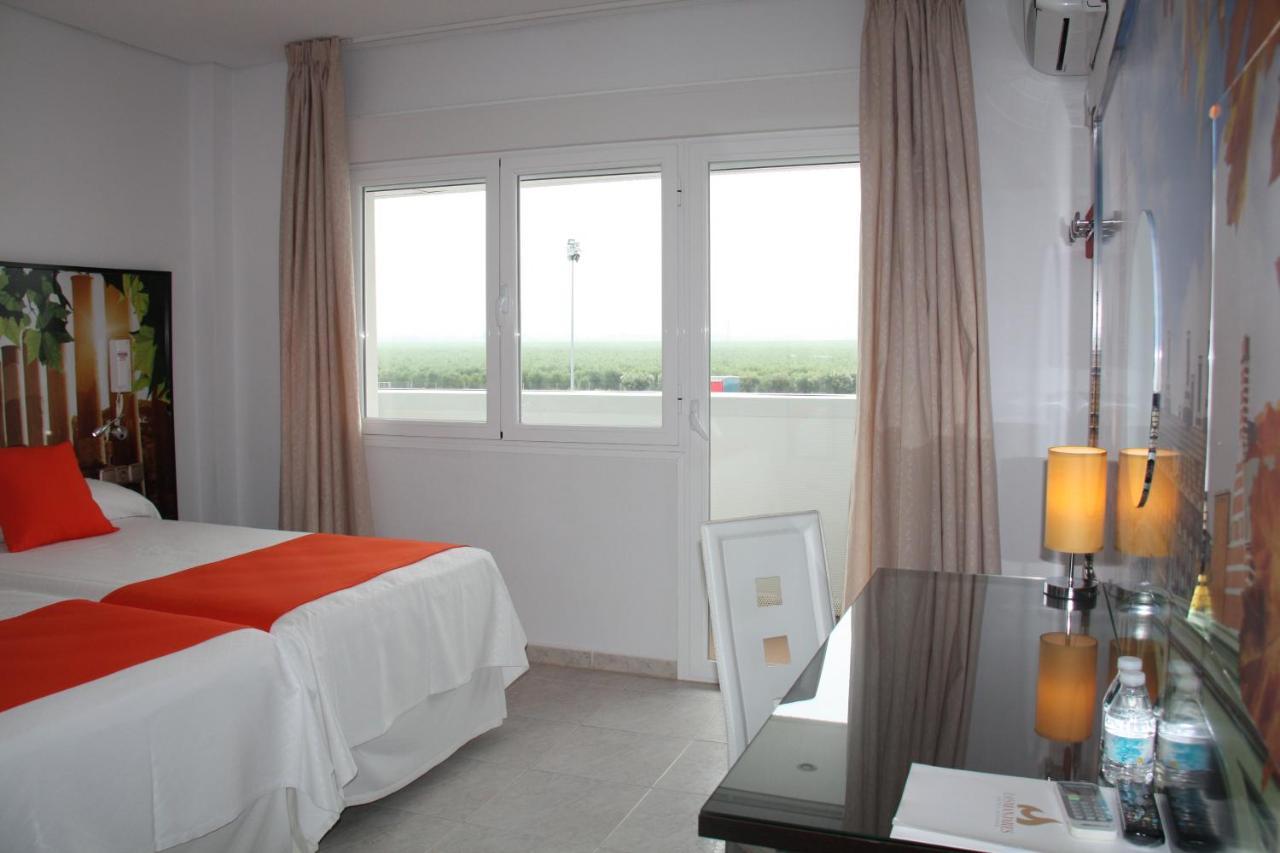 Hotel Hacienda Guadalquivir Cordova Esterno foto