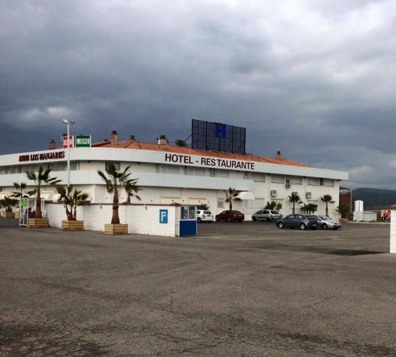 Hotel Hacienda Guadalquivir Cordova Esterno foto