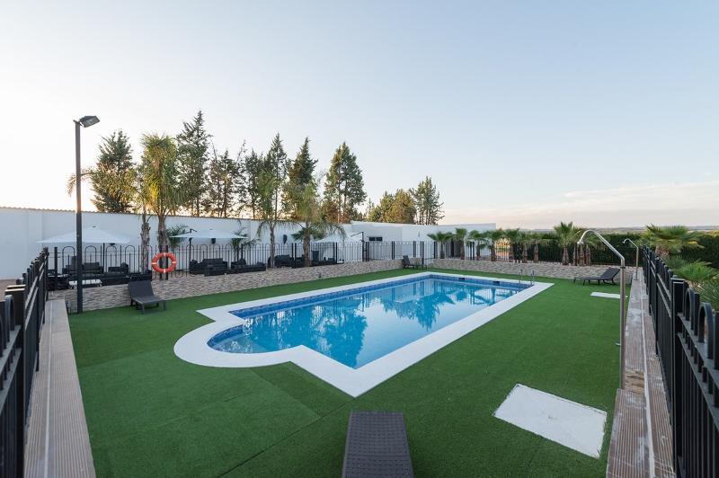 Hotel Hacienda Guadalquivir Cordova Esterno foto